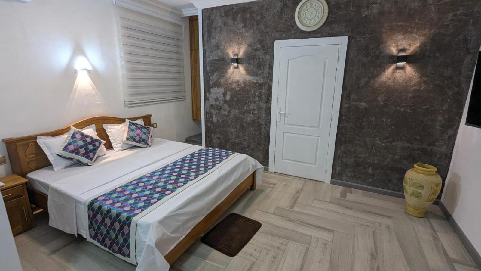 Happy House - Cosy Apartment With Private Pool And Walking Distance To Blue Bay Beach ภายนอก รูปภาพ